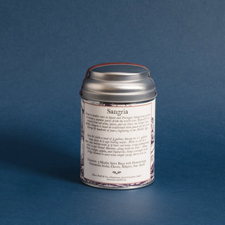 brewing instructions on small silver tea tin with blue background