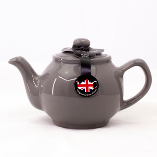 beige tea pot